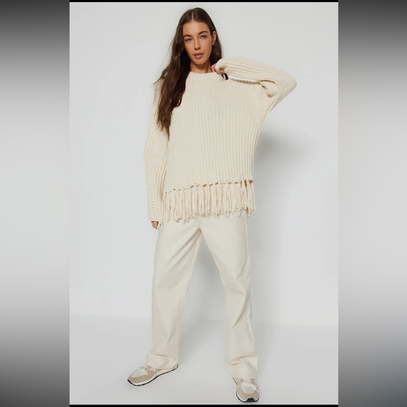 European Chic Fringed Knit Sweater - Picture 2 of 4